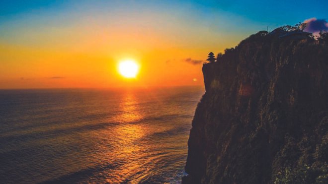 South Bali: Full-Day Private Uluwatu Highlights Tour and Fire Dance